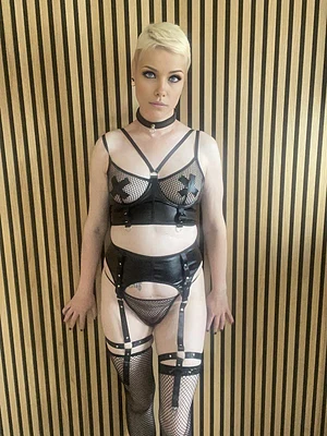 Pixie Pussycat's pic #103756